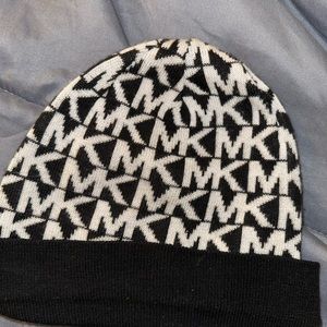 Michael Kors hat